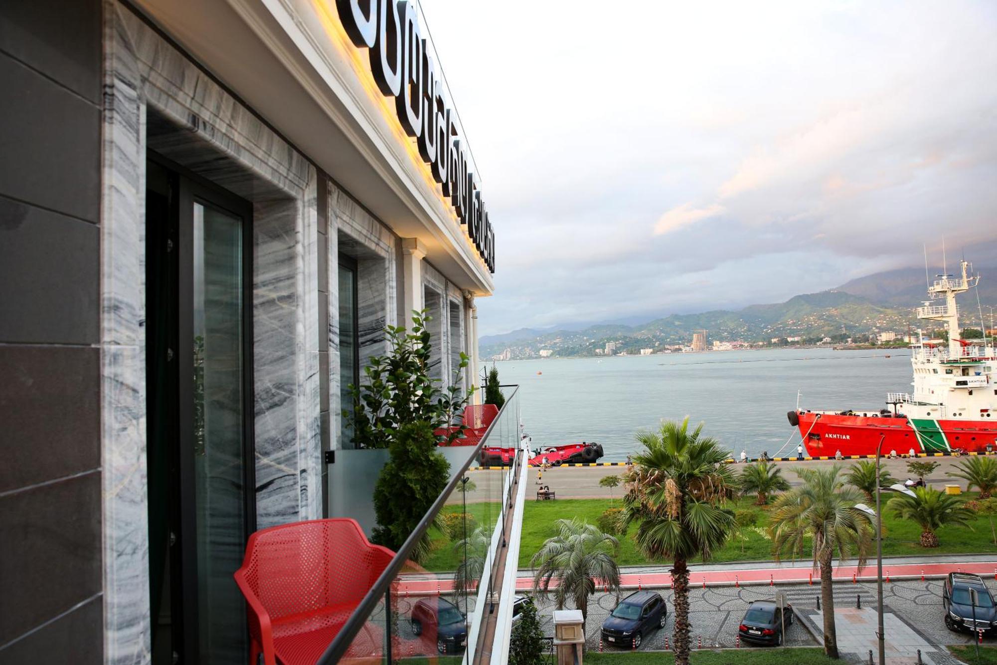 Hotel Retro Batumi Exterior foto